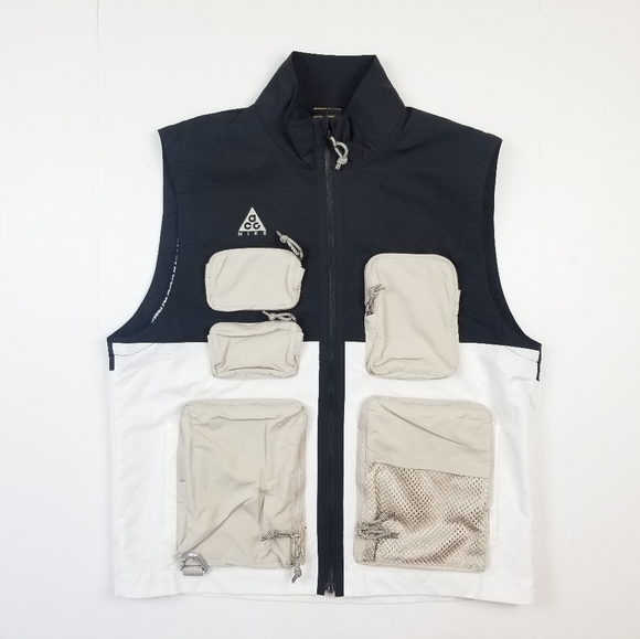 nike techwear vest